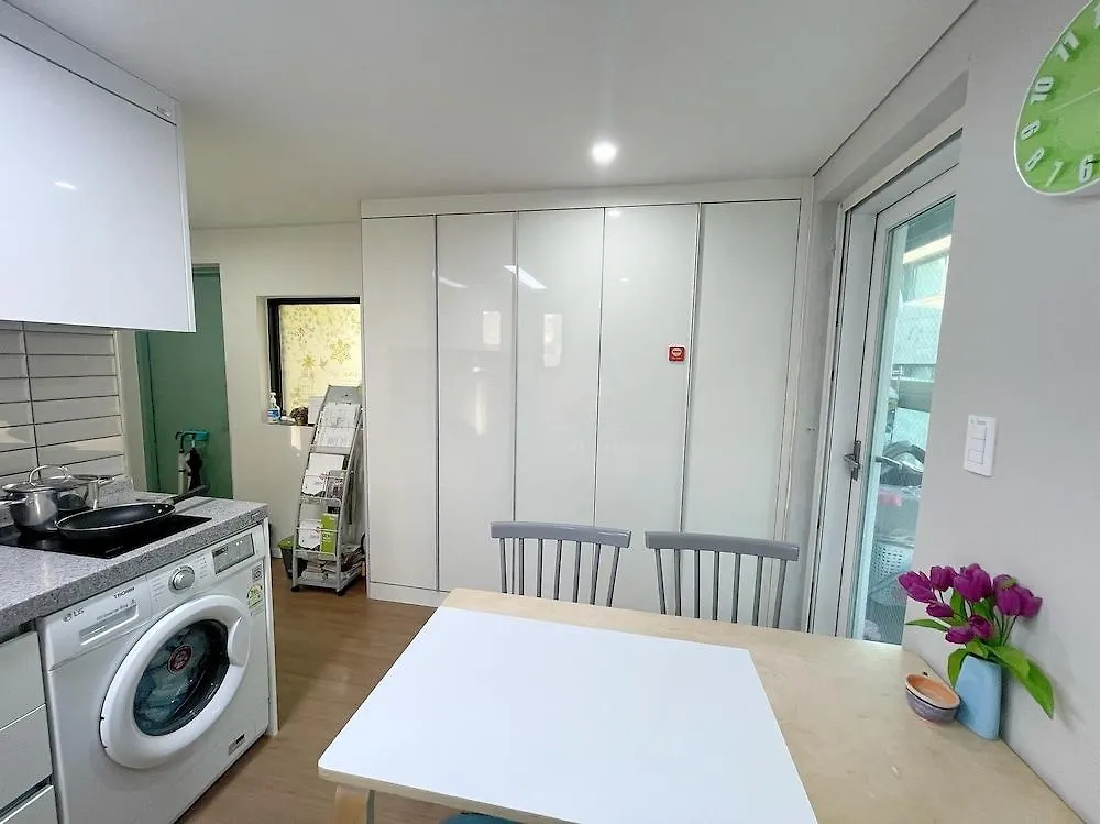 Dream Comfort Seoul 2*,